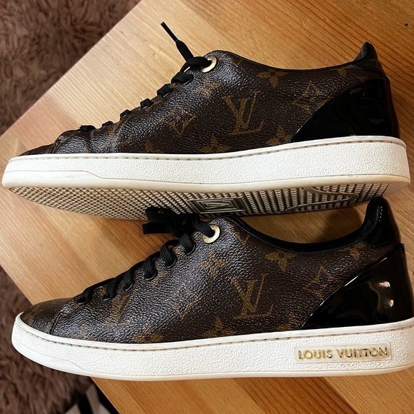LOUIS VUITTON FRONTROW SNEAKERS - Picture 2 of 4